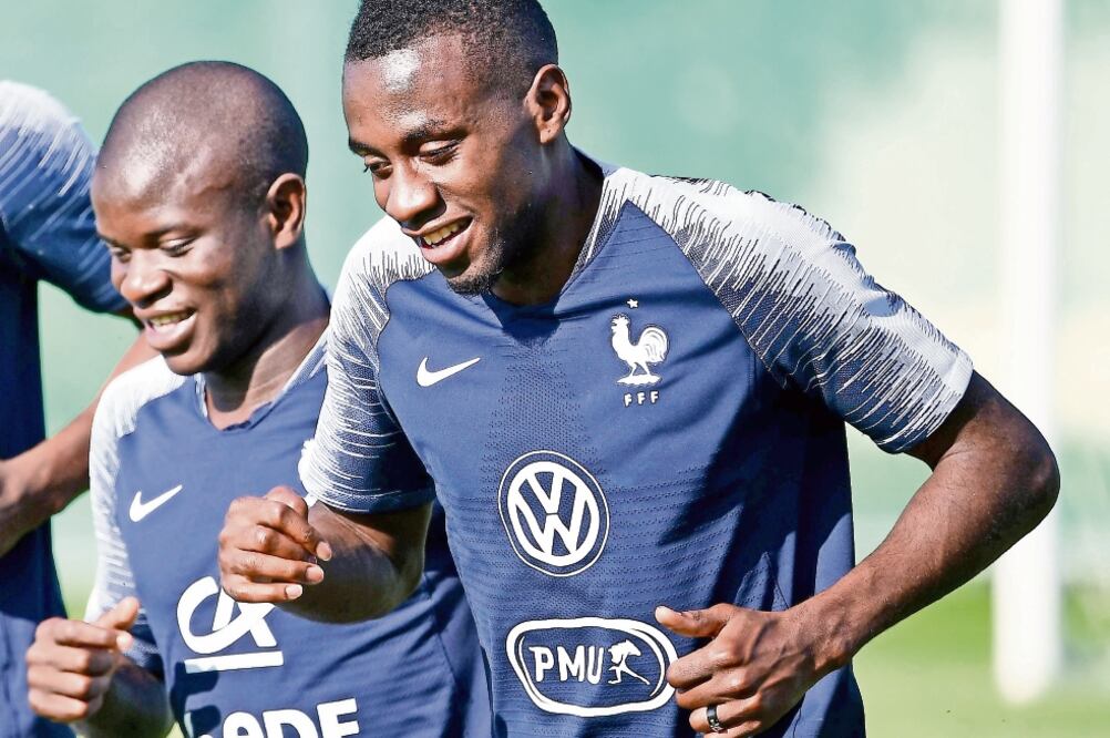 Blaise Matuidi (der.) siente que esta es una gran oportunidad. Foto: FRANCK FIFE. AFP