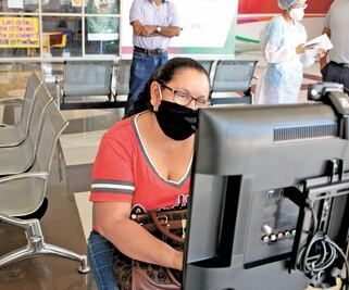 Alientan a pacientes a través de videollamadas