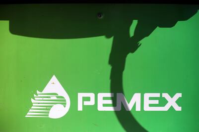 Gurría: falta regulación en adquisiciones de Pemex