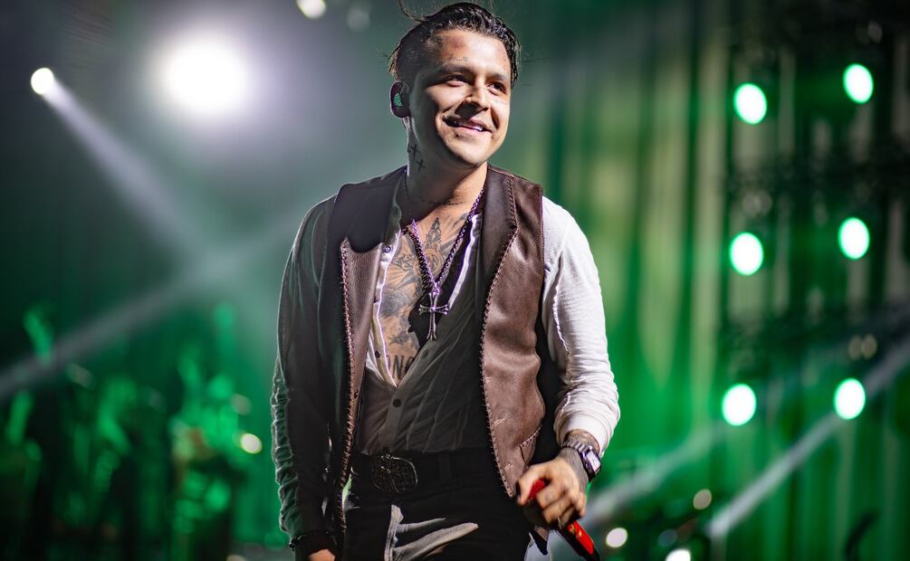Christian Nodal regresa a la capital mexicana. 