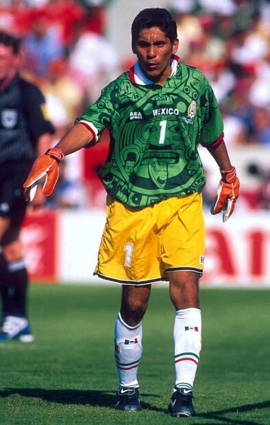 Los uniformes mas emblemáticos de Jorge Campos