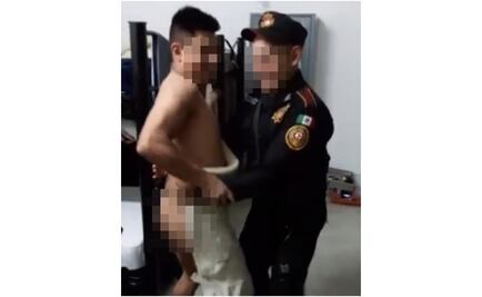 Cesan a policías de Nuevo León tras video donde bailan abrazados