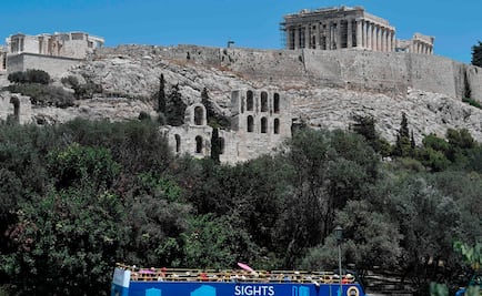 Grecia cierra brevemente la Acrópolis por ola de calor