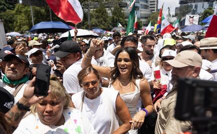 "México no se vende"; marcha "La Resistencia", liderada por Alessandra Rojo de la Vega, recorre Cuauhtémoc