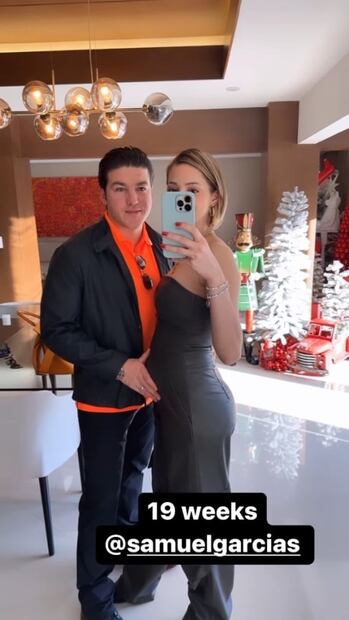 Mariana Rodríguez enamora con su look y su baby bump en la F1