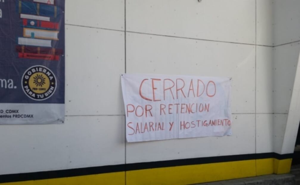 Trabajadores cierran sede de PRD CDMX; acusan falta de pago