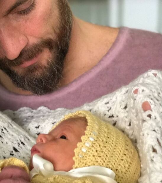 Julián Gil se prepara ser abuelo a los 52 años