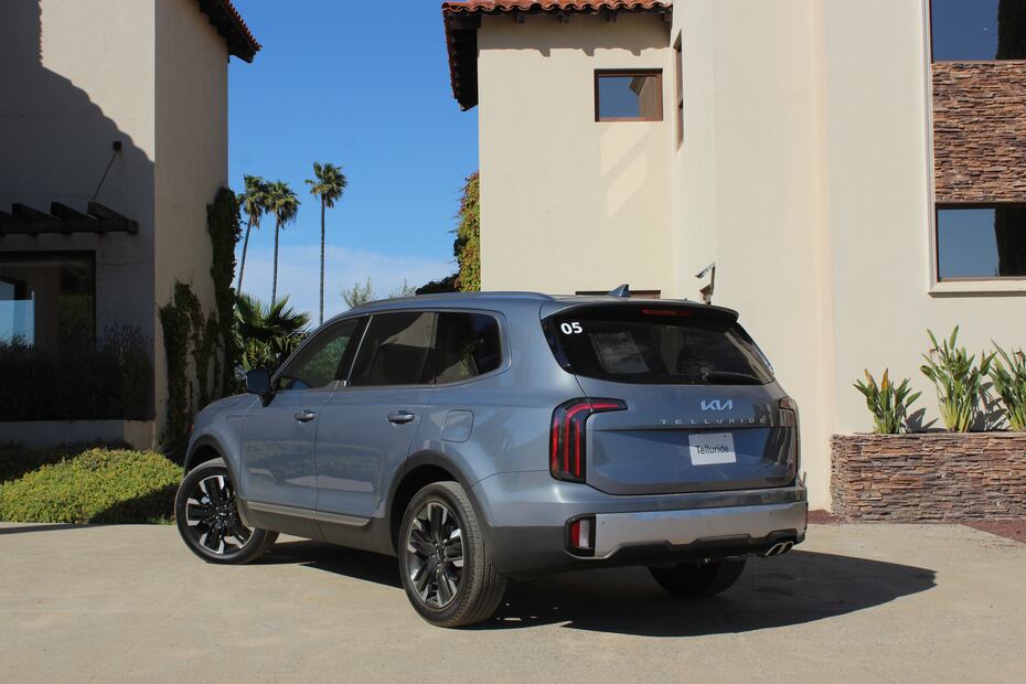 El KIA Telluride es la camioneta más grande y equipada que ofrecen en México.
Fotos: Bruno Dagio. El Universal
