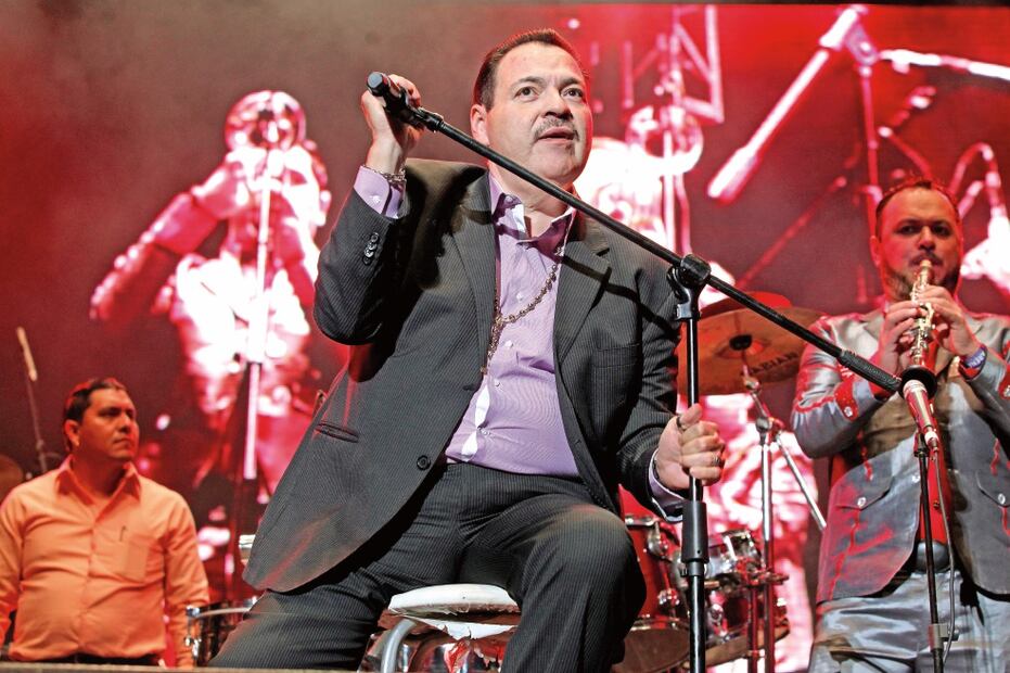 Julio Preciado recordó la época de los 90 y 2000 con su repertorio (VALENTE ROSAS. EL UNIVERSAL)