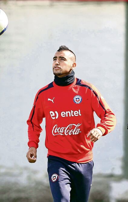 El mediocampista se integró ayer a los entrenamientos (CARLOS PARRA. EFE)