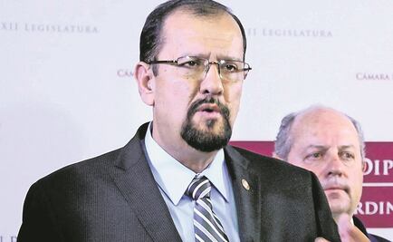 Otorga Senado licencia a Manuel Cota; va por candidatura de Nayarit