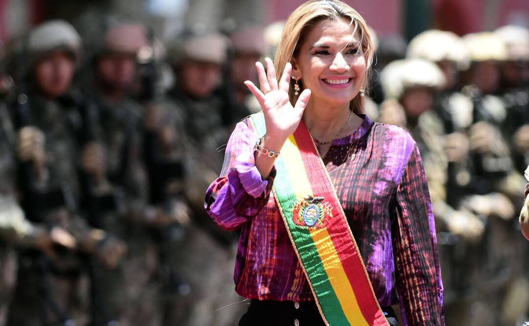 La presidenta interina de Bolivia, Jeanine Áñez, aseguró que en las próximas horas convocará a elecciones (Foto: Xinhua)