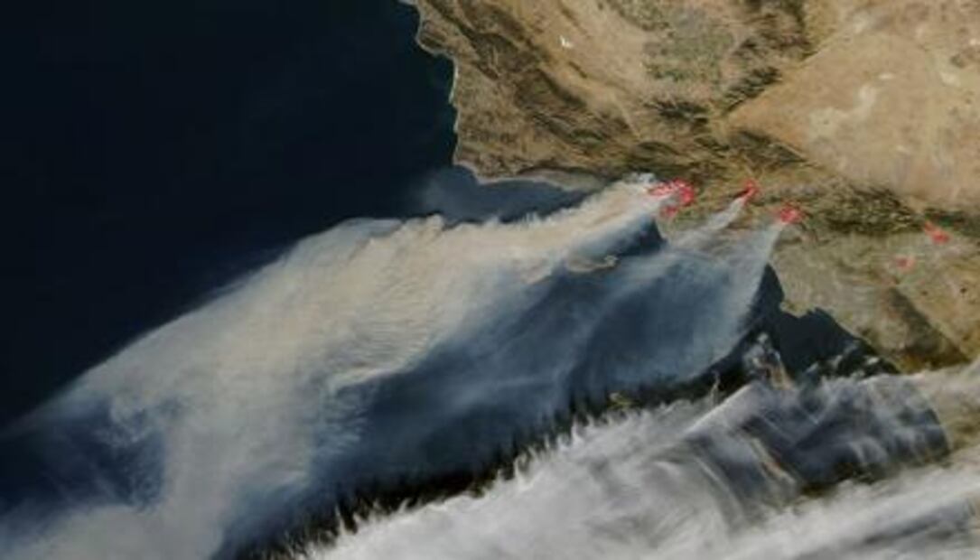 Los incendios en California vistos desde el espacio