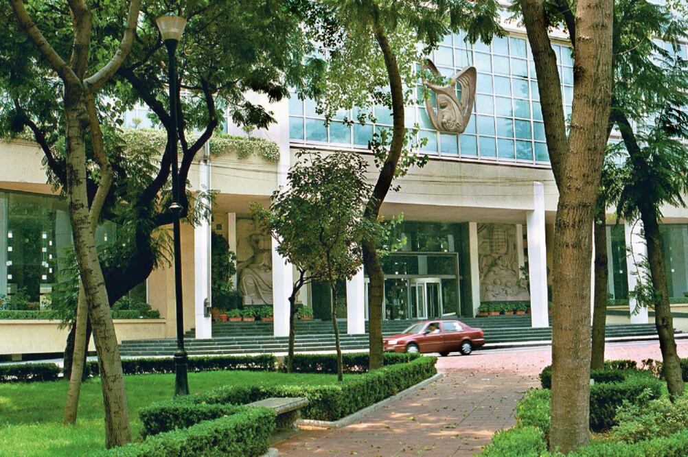 Mikel Arrola, director general del IMSS, instruyó a las oficinas centrales y a la delegación estatal en Jalisco a cumplir toda la recomendación (ARCHIVO EL UNIVERSAL)