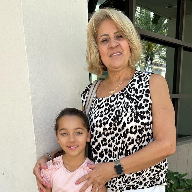 Alaia y Lillyam Lopera suelen viajar juntas con Adamari López. Fuente: Instagram @alaia