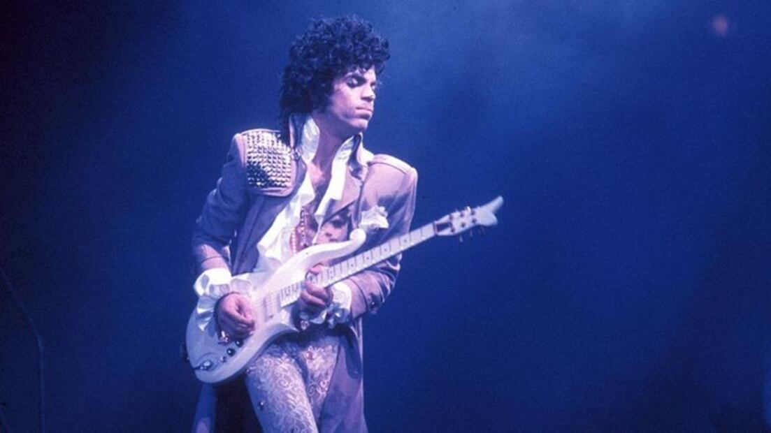 En 2018, se publicó la versión original de Nothing Compares 2 U grabada por Prince en 1984. Foto: GETTY IMAGES