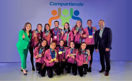 Tupperware entregó reconocimiento a la Selección Mexicana de Natación Artística