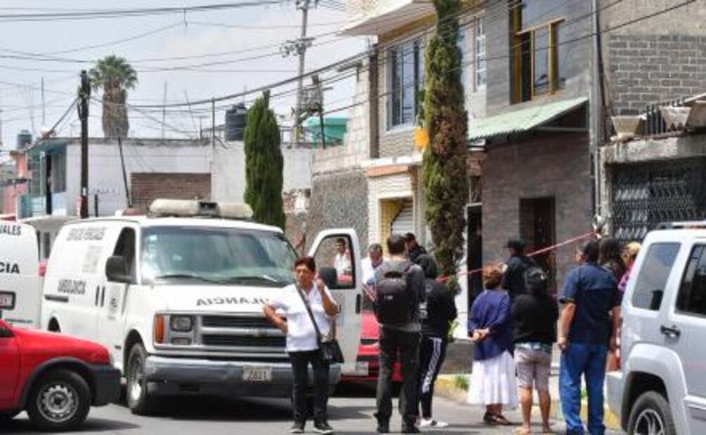Ebrio cae de segundo piso y muere al golpearse la cabeza con jardinera en Iztapalapa