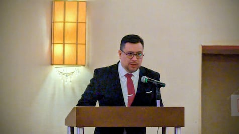 Regulación del sector financiero debe ser rigurosa y con certidumbre, afirma presidente de la CNBV 