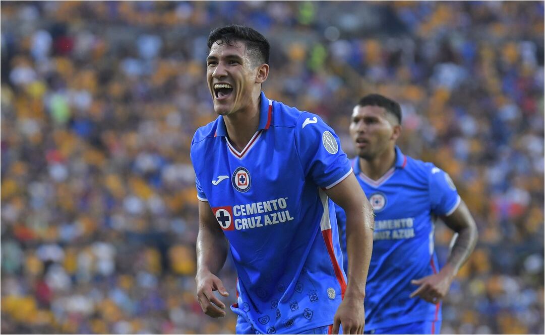 Uriel Antuna: Ganarle al bicampeón, Atlas, en casa sería algo lindo / FOTO: IMAGO7