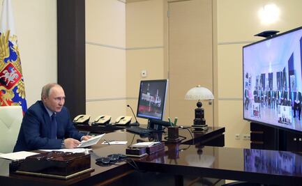 Vladimir Putin acusa a Occidente de "cancelar" la cultura de Rusia y lo compara con nazismo