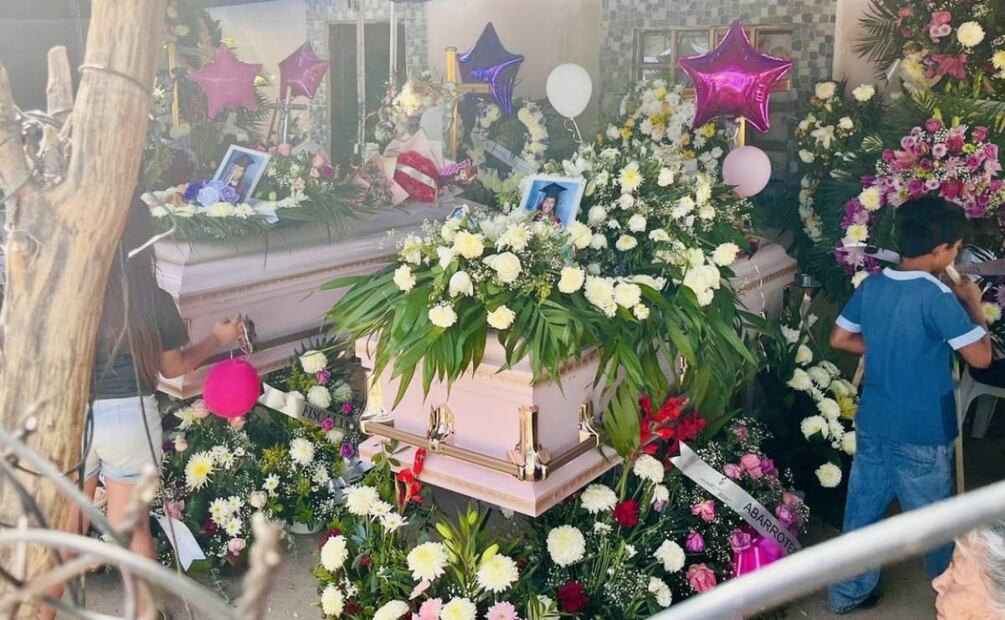 Dan último adiós a madre y hermanitas asesinadas en Hermosillo, Sonora (07/07/2025). Foto: Especial