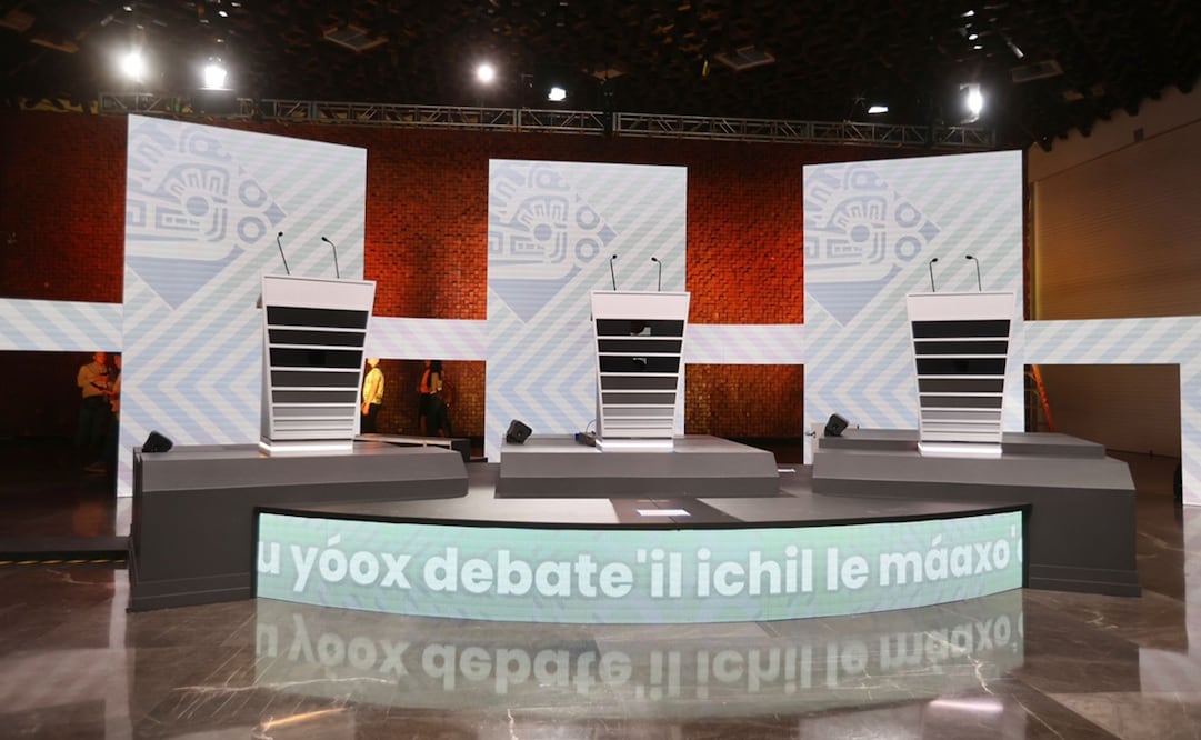 Escenario donde los tres candidatos presidenciables estarán debatiendo este domingo 19 de mayo. Foto: Berenice Fregoso / EL UNIVERSAL