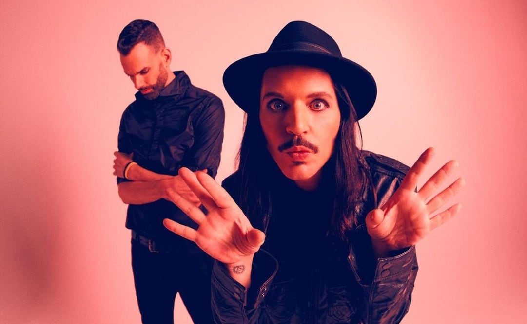 Brian Molko lanzó varios insultos a la ministra italiana durante uno de sus conciertos,  y ahora enfrenta una investigación en su contra. Foto: Instagram