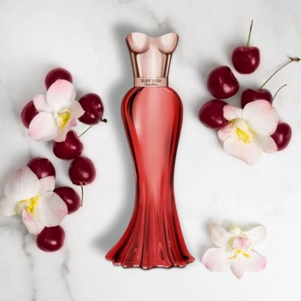 Perfumes irresistibles para regalar en Navidad