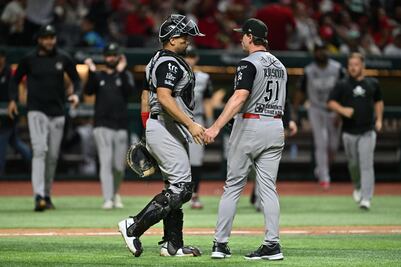 Los Piratas de Campeche terminan con el invicto de los Diablos Rojos del México en postemporada; ganaron en el Harp Helú