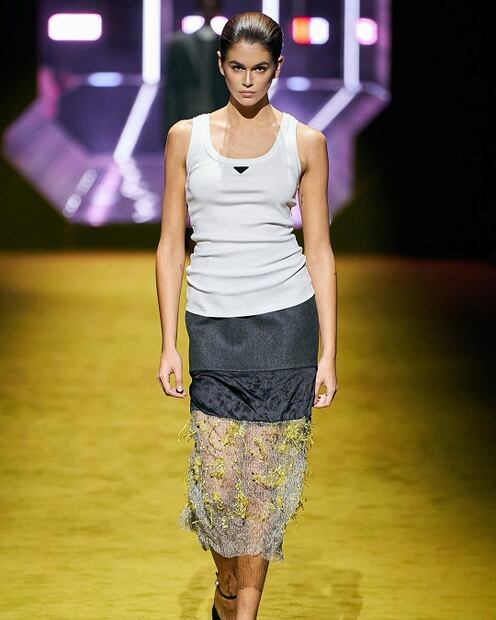 Por qué el tank top de Prada es tan deseado