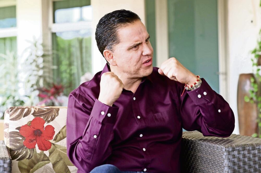 Roberto Sandoval acusó a Rodrigo González, ex secretario del ayuntamiento de Tepic, de encabezar la guerra sucia en su contra (ARCHIVO EL UNIVERSAL)