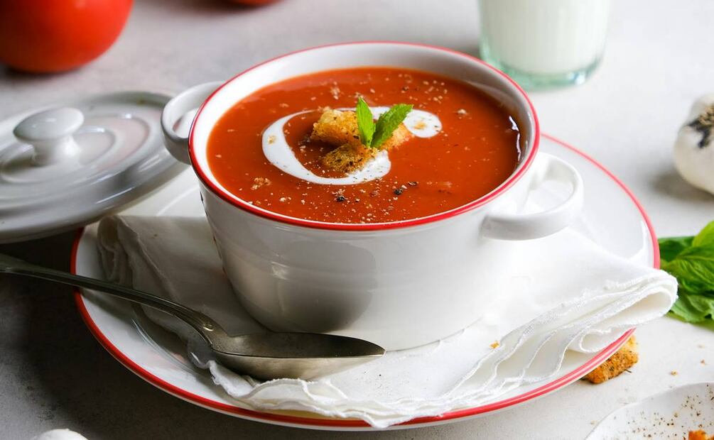 Receta de crema de jitomate. Foto: Pexels