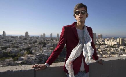 Poeta iraní pide asilo a Israel tras acoso por ser gay