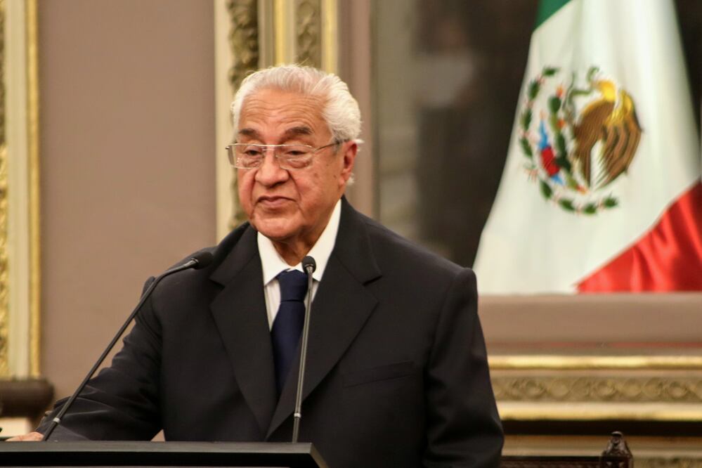 El gobernador interino de Puebla, Guillermo Pacheco. Foto: Archivo