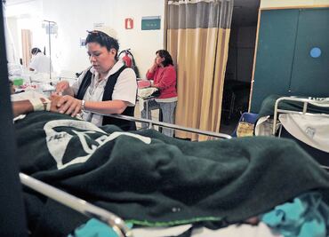 Gobierno federal felicita a enfermeras en su día