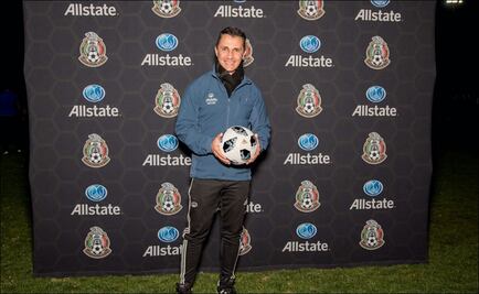 Adolfo Ríos, imparte cátedra en Estados Unidos 