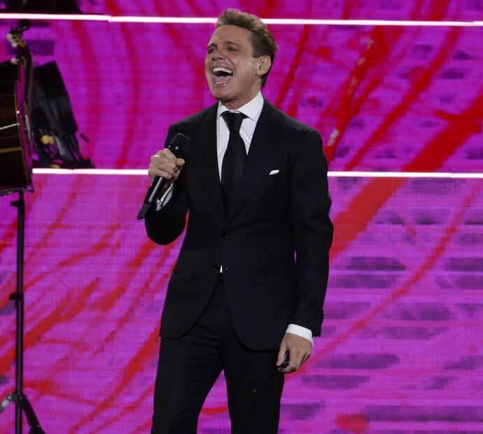 Luis Miguel vuelve a deleitar a la Arena Ciudad de México. Foto: Carlos Mejía/EL UNIVERSAL.