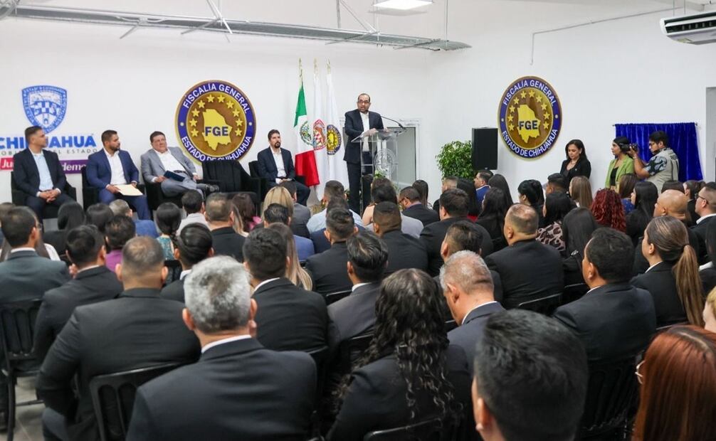 La inauguración del centro estuvo a cargo del fiscal general, César Jáuregui Moreno, quien dijo que la meta del centro será llegar a convertirlo en una universidad especializada. Foto: especial