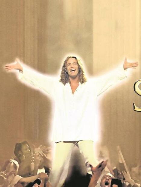 Llevan a Cristo y la religión a la tv
