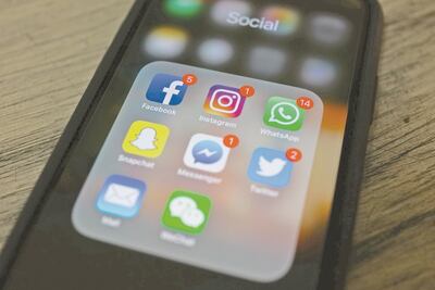 Regular redes, negativo para desarrollo social y digital: expertos