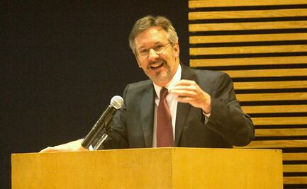 Condena de Morena por abucheos a Delgado es "estalinismo", dice Ackerman