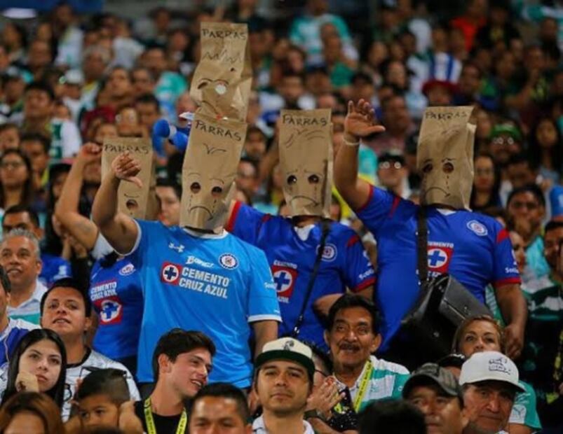 Cruz Azul, víctima del América y los memes