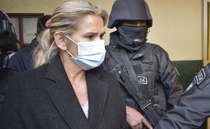 Juez de Bolivia sube de 4 a 6 meses la detención contra la expresidenta Jeanine Áñez