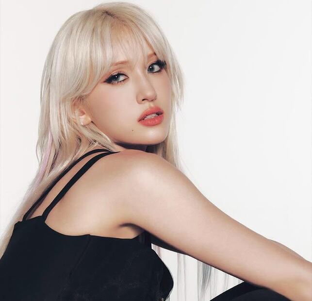 Los korean bangs se caracterizan por tener largos los laterales. Foto: Instagram @somsomi0309