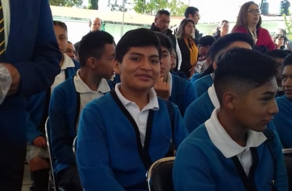Logra examen perfecto para ingresar a prepa UNAM viendo videos de YouTube