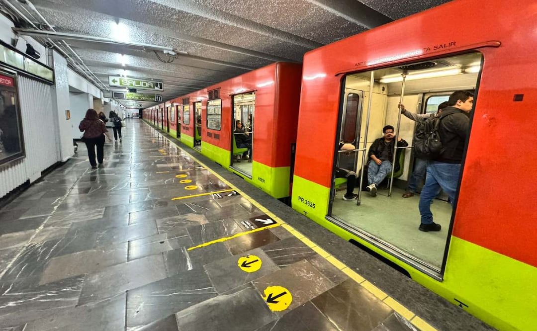 Línea 3 del Metro CDMX presenta retrasos. Foto: (Abril Franco. El Gráfico)