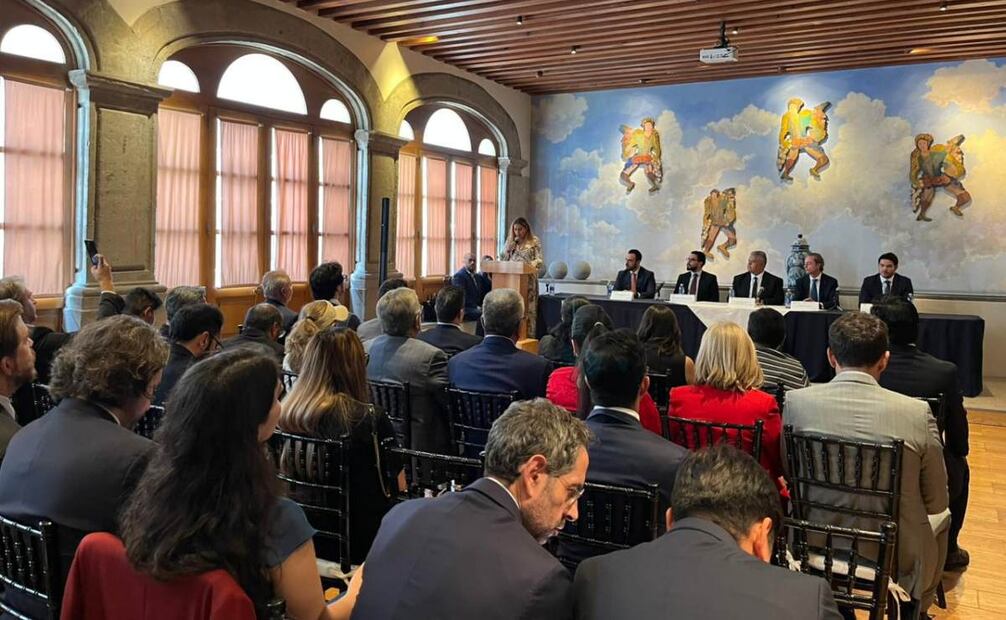 El convenio de colaboración es para impulsar proyectos de inversión, innovación y cooperación internacional que fortalezcan la economía. Foto: Especial.