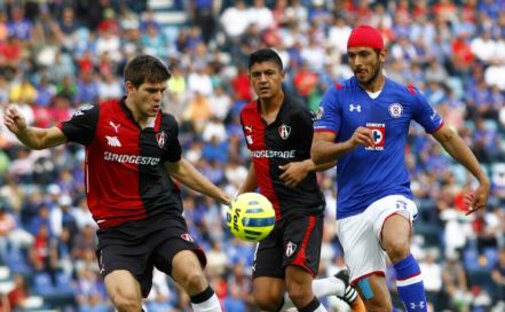 Montoya, otro "10" que fracasa en Cruz Azul