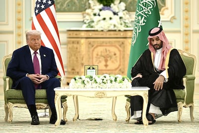 Trump exculpa a Bin Salmán del descuartizamiento de Khashoggi: "él no sabía nada"; príncipe invertirá casi 1 billón de dólares en EU